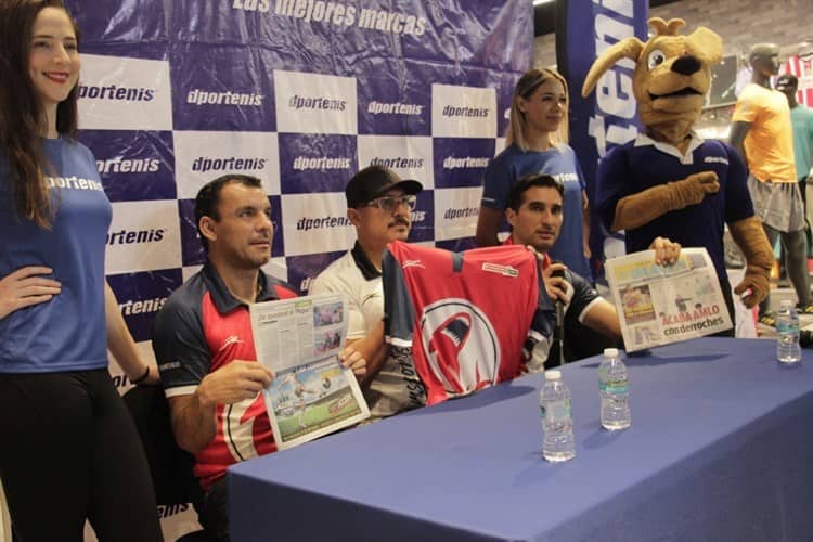 Anuncian partido “La Revancha de Leyendas América VS Tiburones”