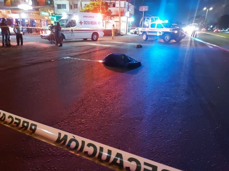 Hombre muere al ser atropellado por un camión urbano en Veracruz