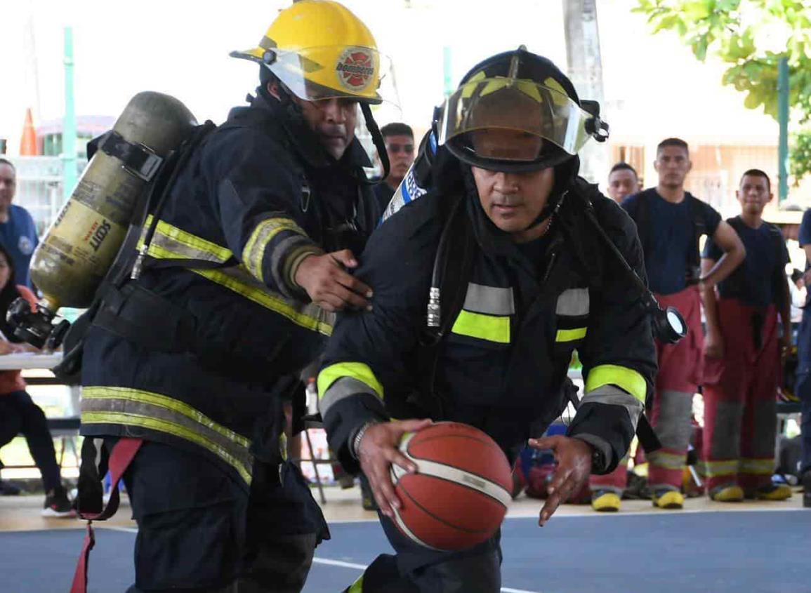 (Video)Bomberos de Veracruz realizan partido de básquetbol contra Bomberos Conurbados