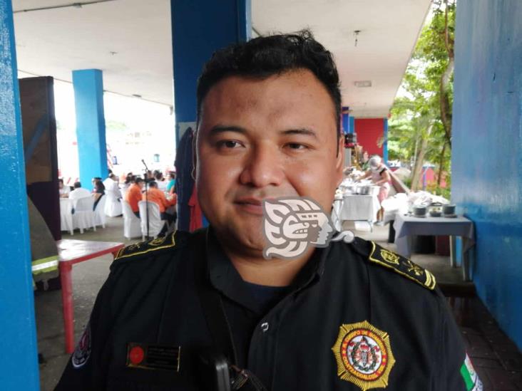 (+Video) El capitán Jesús creció, encontró al amor y formó su familia en Bomberos