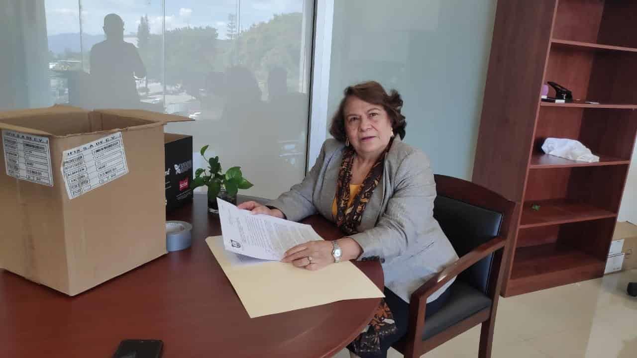 A la mala; retiran de sus oficinas a la magistrada Concepción Flores Saviaga