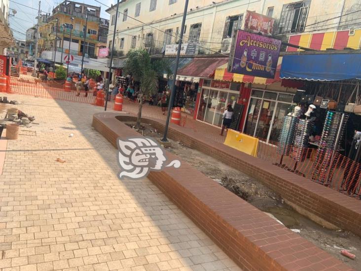 Apuran remodelación de parque para grito en Acayucan