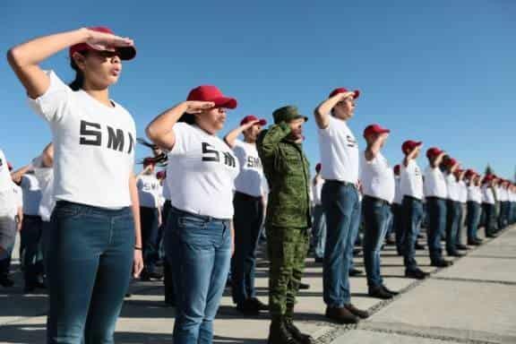 Retiran iniciativa para hacer obligatorio servicio militar para mujeres