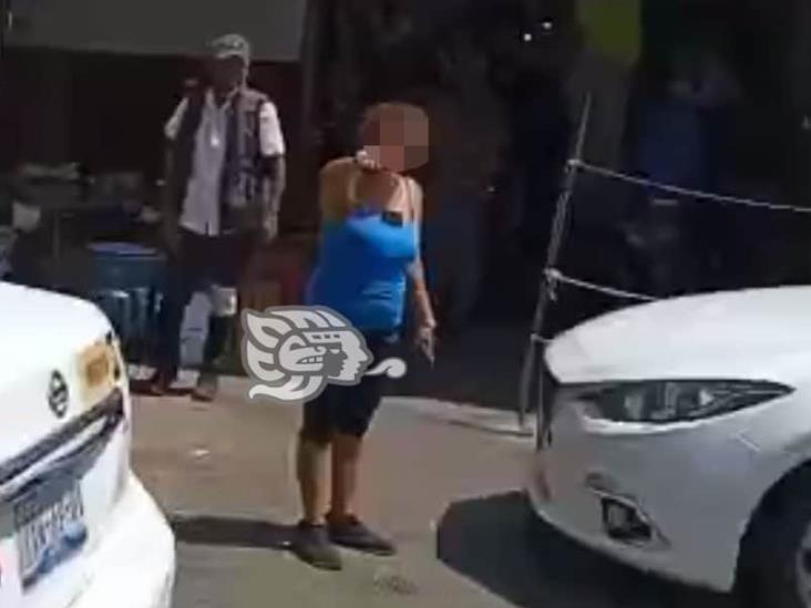 (+Video) Someten y detienen a presunto homicida afuera de mercado en Coatzacoalcos