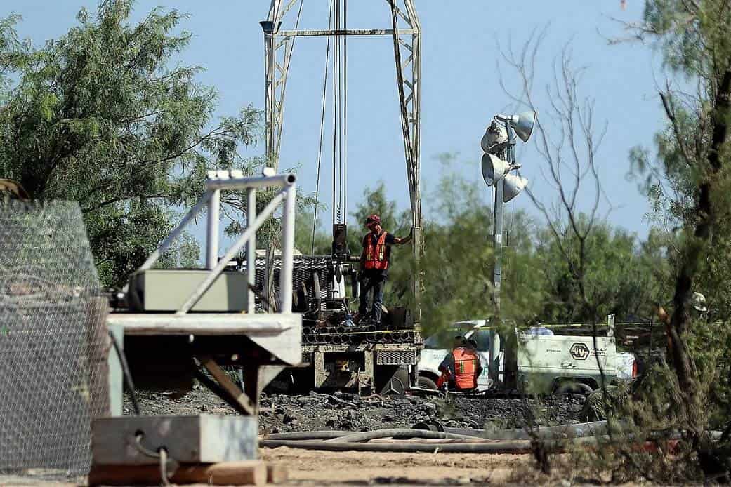 Suman 21 días de la tragedia en mina de carbón en Coahuila; mineros siguen atrapados