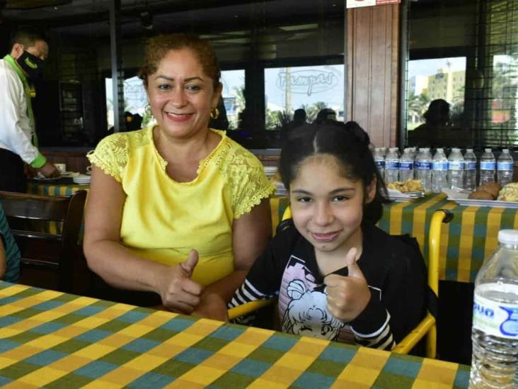 La parálisis cerebral no calló la voz de Jazmín del Carmen