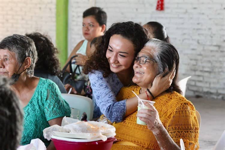 Inauguran clubes de Adultos Mayor en Puente Nacional