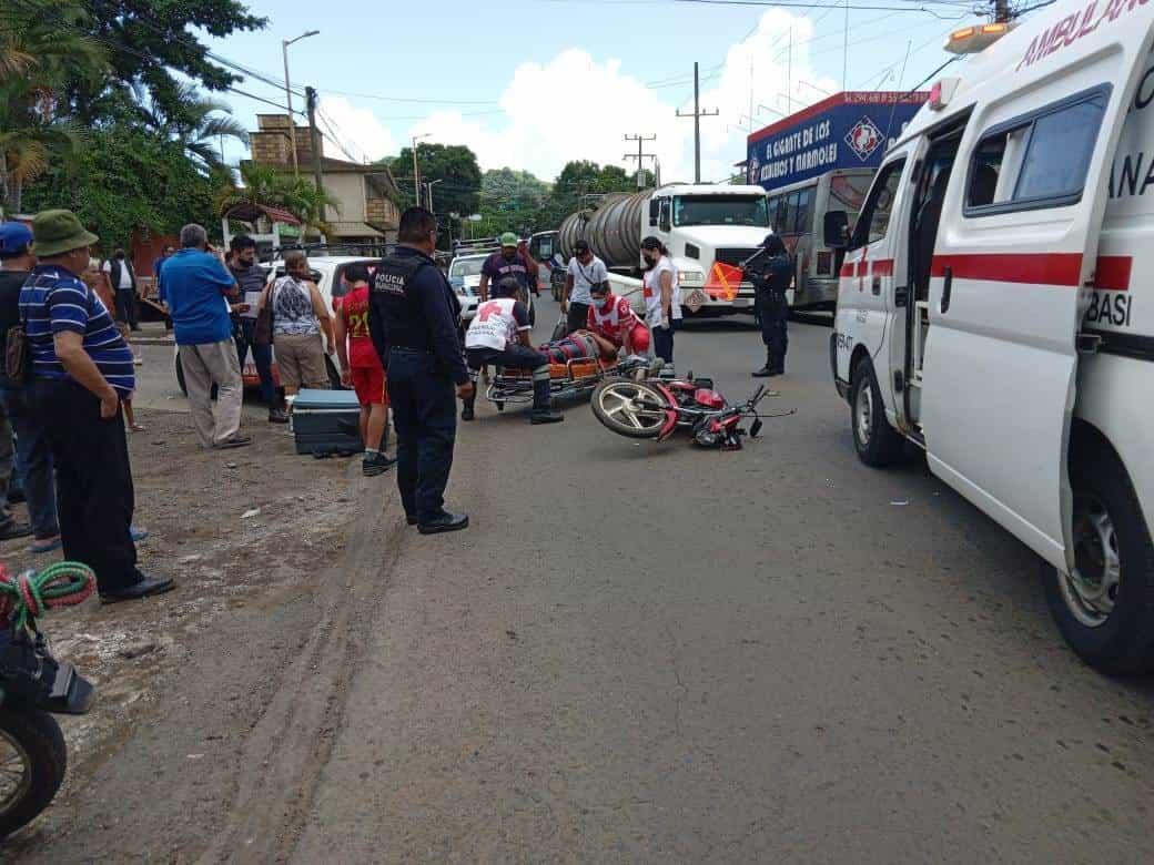 Aparatoso accidente deja una persona herida en San Andrés