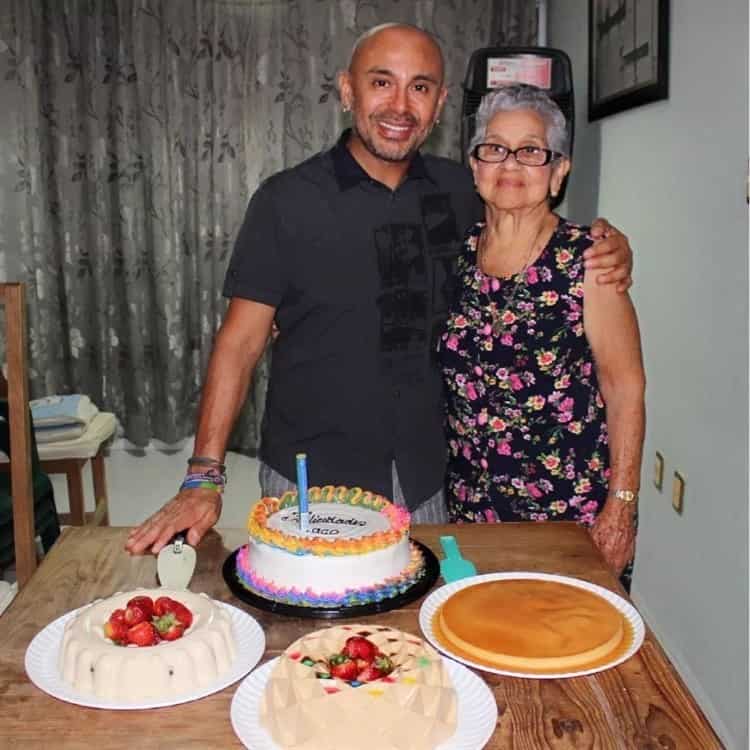 Paco Morales celebra un año más de feliz existencia con sus amigos