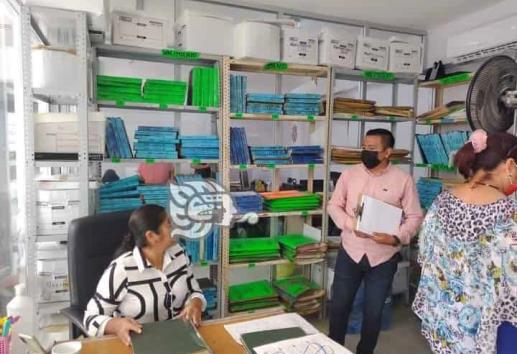 Incrementa solicitud de copias certificadas en Agua Dulce