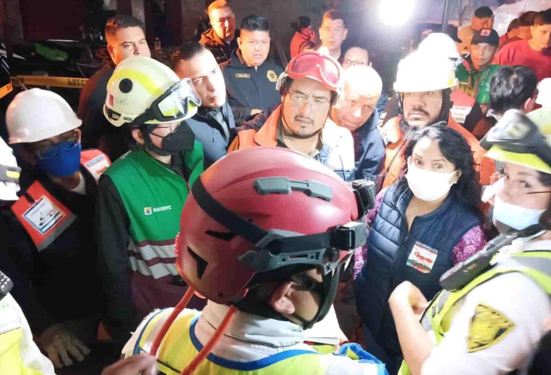 Se derrumba casa en Ciudad de México; habrían personas atrapadas