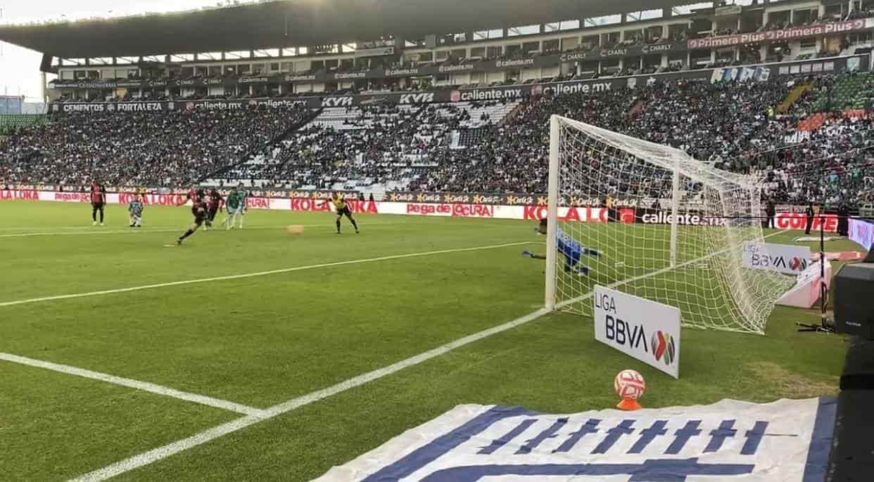 ¡No te lo pierdas! Checa aquí cómo va el marcador del León vs Atlas