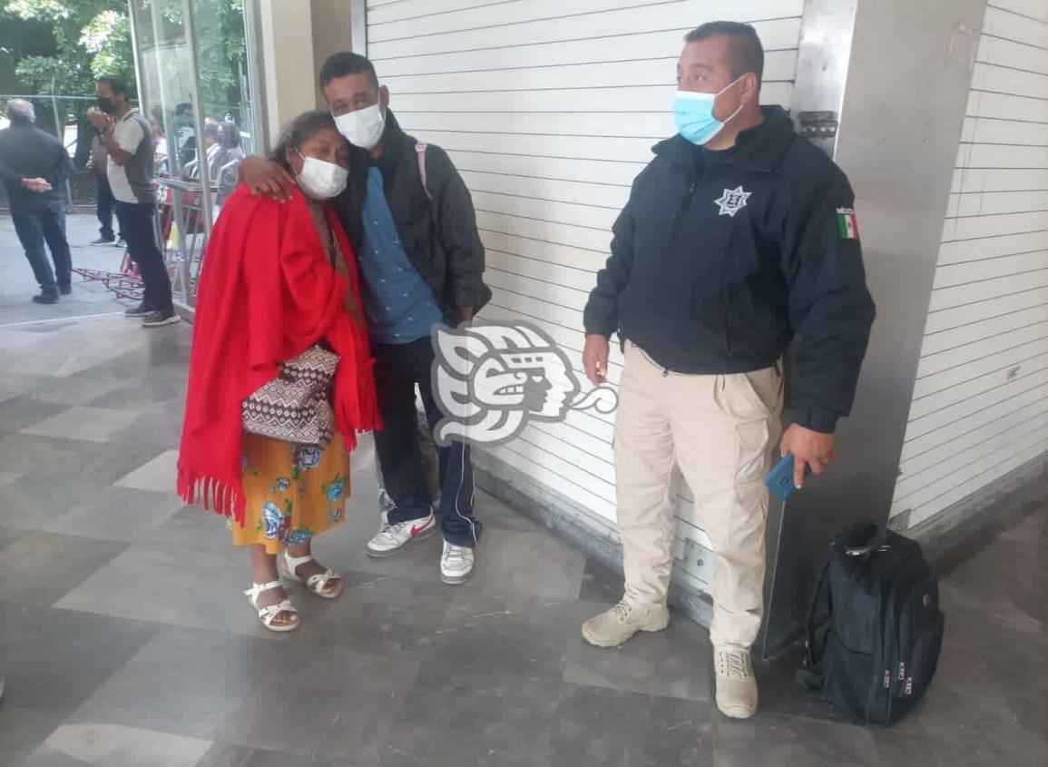 Madre sanjuneña se reencuentra con su hijo desaparecido en Edomex