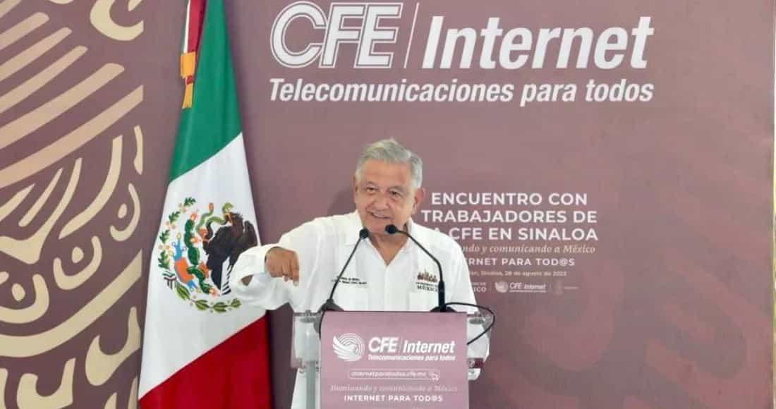 CFE y Pemex fueron salvadas, querían su desaparición: AMLO