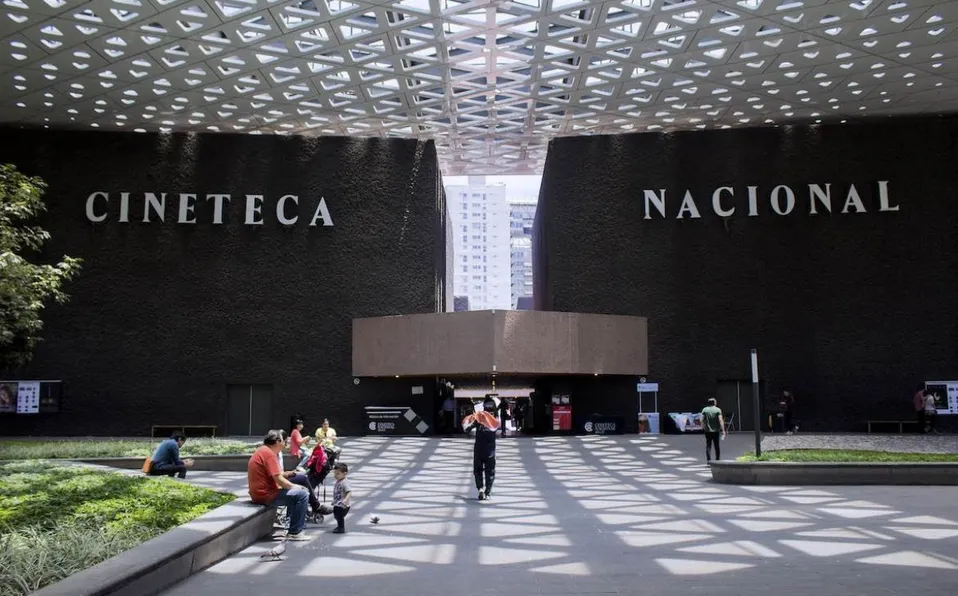 Cuenta falsa de la Cineteca Nacional causa polémica en Twitter