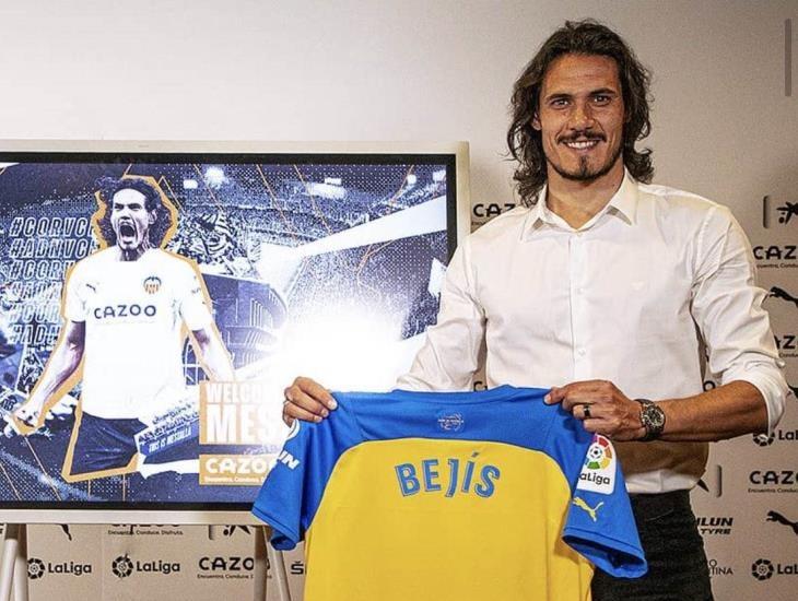 Valencia hace oficial el fichaje de Edinson Cavani