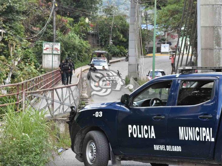 (+Video) Hallan cuerpo flotando en un río de Rafael Delgado