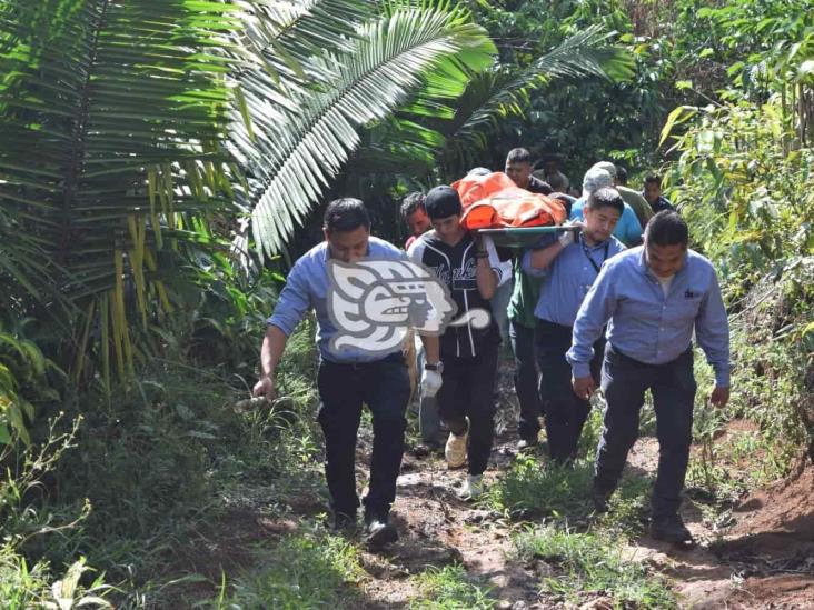 Rescatan cuerpo de campesino de un barranco en Córdoba