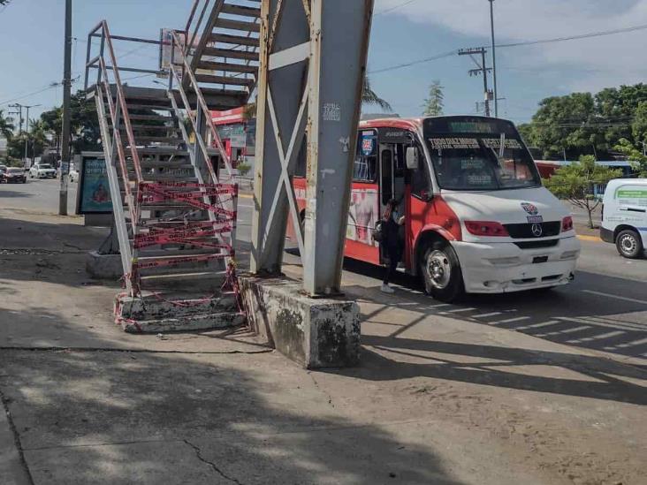 Anuncian rehabilitación del puente peatonal de la Boticaria en Boca del Río