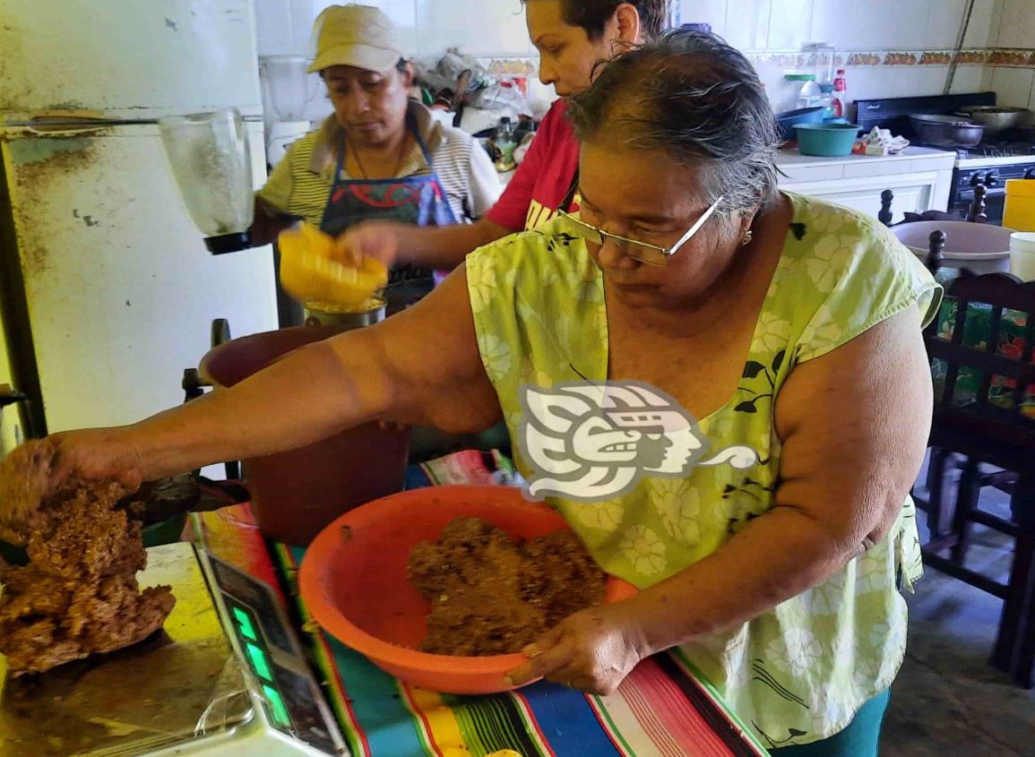 Doña Rosy; entre el cacao y el maíz, se hizo muy conocida por su tradicional pozol 