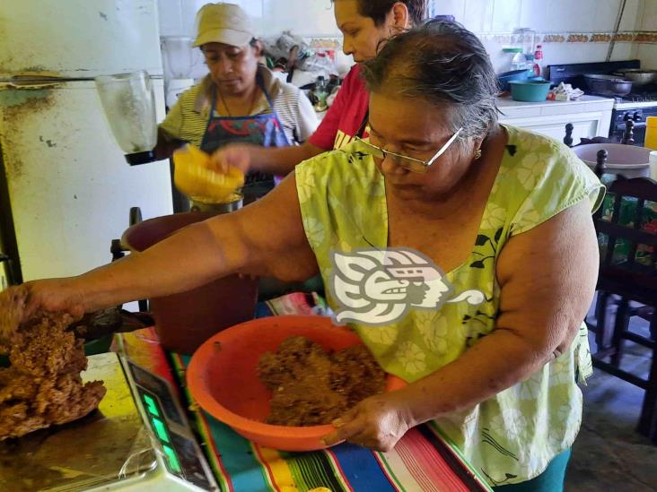 Doña Rosy; entre el cacao y el maíz, se hizo muy conocida por su tradicional pozol