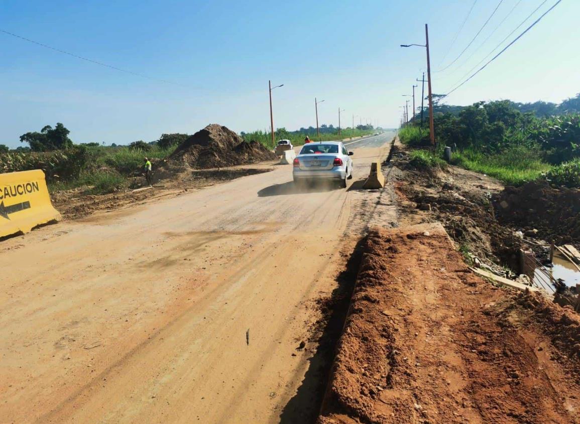 (+Video) Abrieron circulación en Carretera 4 Carriles después de un mes