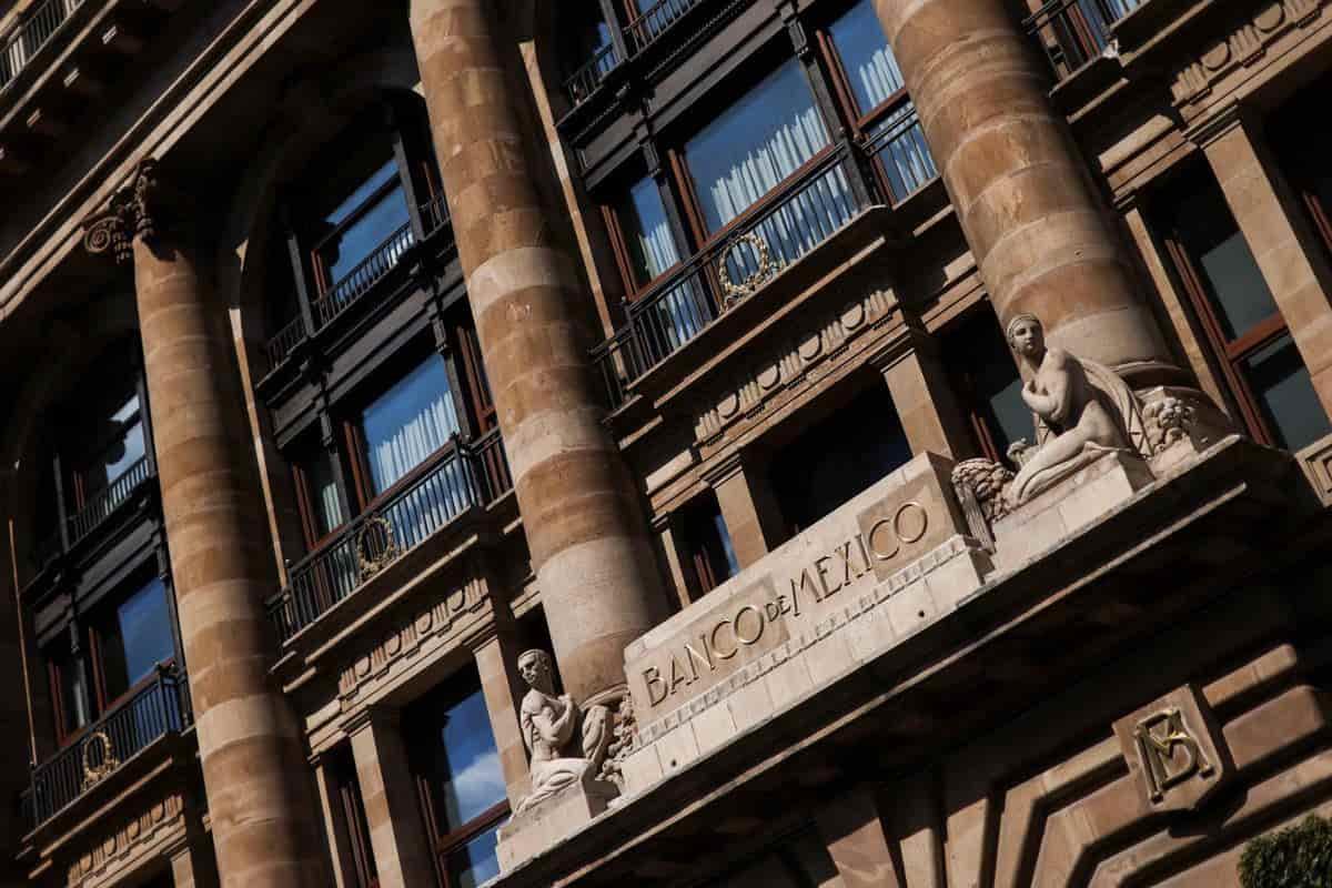 Banxico prevé menor proyección de crecimiento económico para 2023