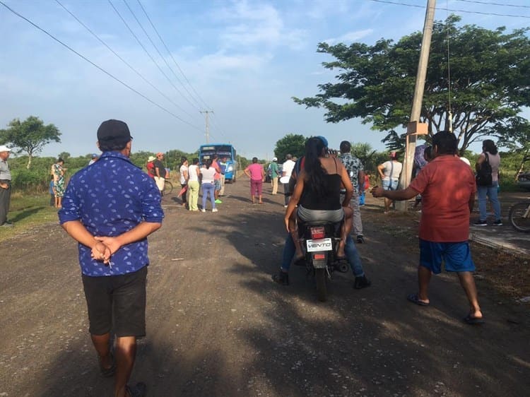 Se manifiestan por aumento en tarifa de ruta Herón Proal en Medellín