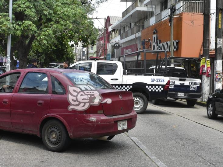 Uniformados de petroleros, asaltan a cliente de banco en Coatzacoalcos (+Video)