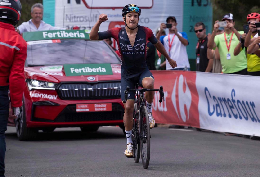 Ecuatroriano Carapaz gana la etapa 12 de la Vuelta a España