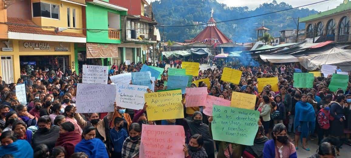 (+Video) En escuelas de Tehuipango, faltan más de un centenar de maestros