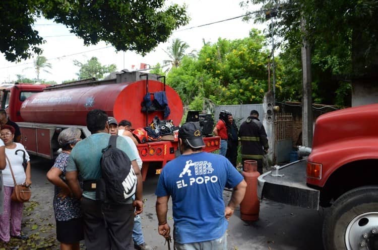 (Video) Se incendia vivienda en la colonia Benito Juárez en Veracruz