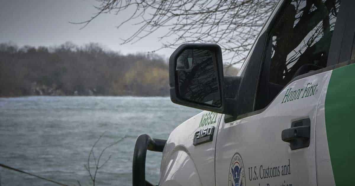 8 migrantes mueren tras ser arrastrados por el Río Bravo