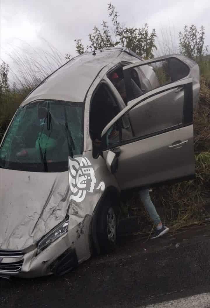 Lluvia y exceso de velocidad genera accidentes en la Orizaba-Puebla