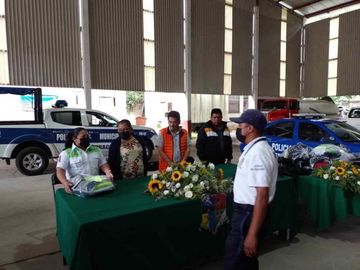 En Tequila, entregan unidades  y equipamiento a la policía municipal