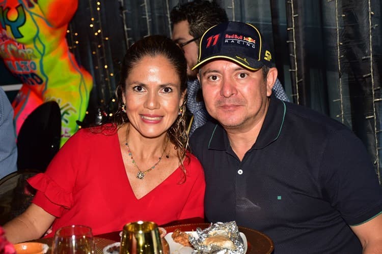 Tania Camacho de Veloz celebra cumpleaños al estilo Carolina Herrera