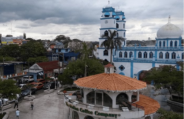 En Nanchital, se agarran del chongo por el diezmo