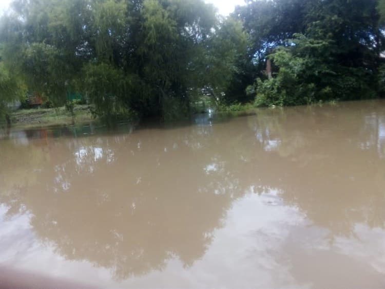 Empieza a desbordarse el río Papaloapan, podría afectar a municipios de la Cuenca