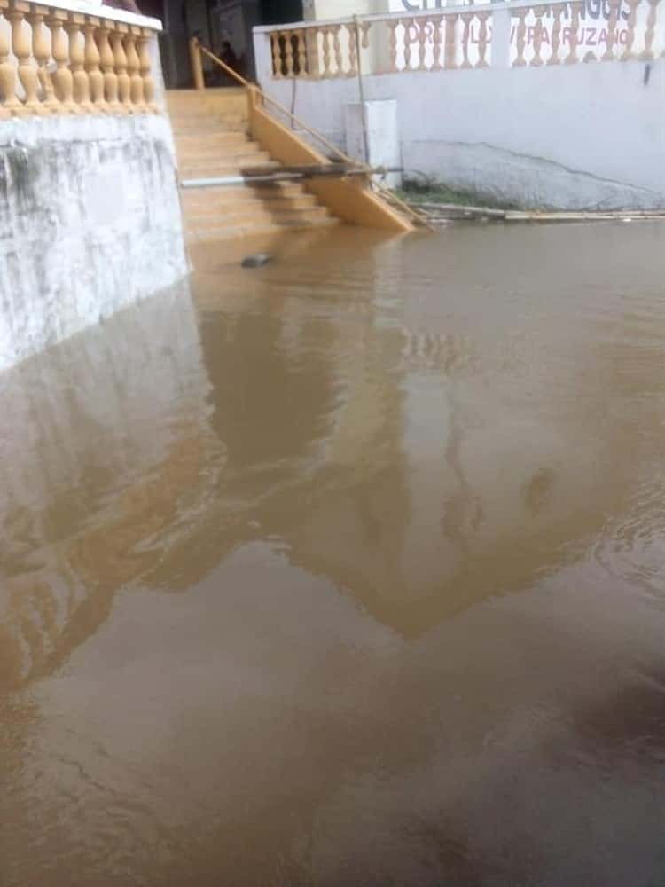 Empieza a desbordarse el río Papaloapan, podría afectar a municipios de la Cuenca