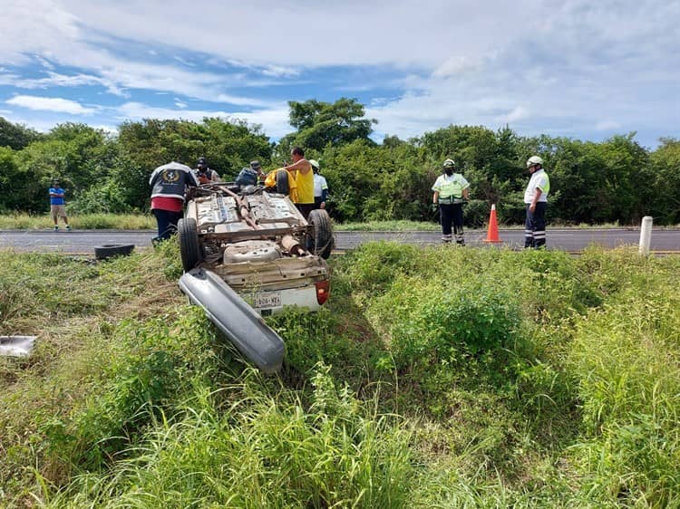 Volcadura en la autopista Córdoba – Veracruz deja una persona herida