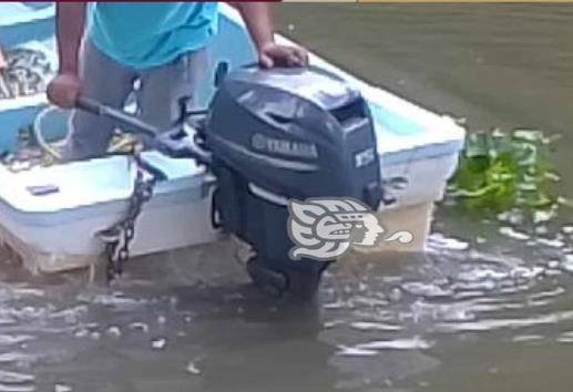 Roban motor de lancha asignada a PC de Las Choapas