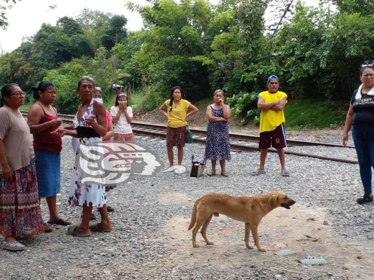 Vecinos de Jáltipan, dispuestos a liberar 15 metros de derecho de vía(+Video)