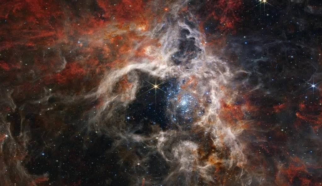 Telescopio James Webb capta una guardería de estrellas en el espacio