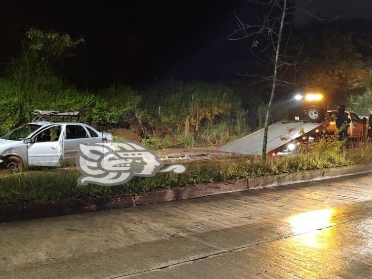 ¡Persecución en Xalapa! Detienen a 2, aseguran drogas y auto