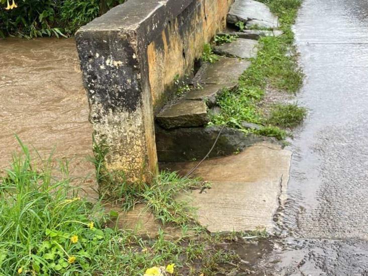 Lluvia torrencial desborda los ríos Carneros y Papas, en Xalapa