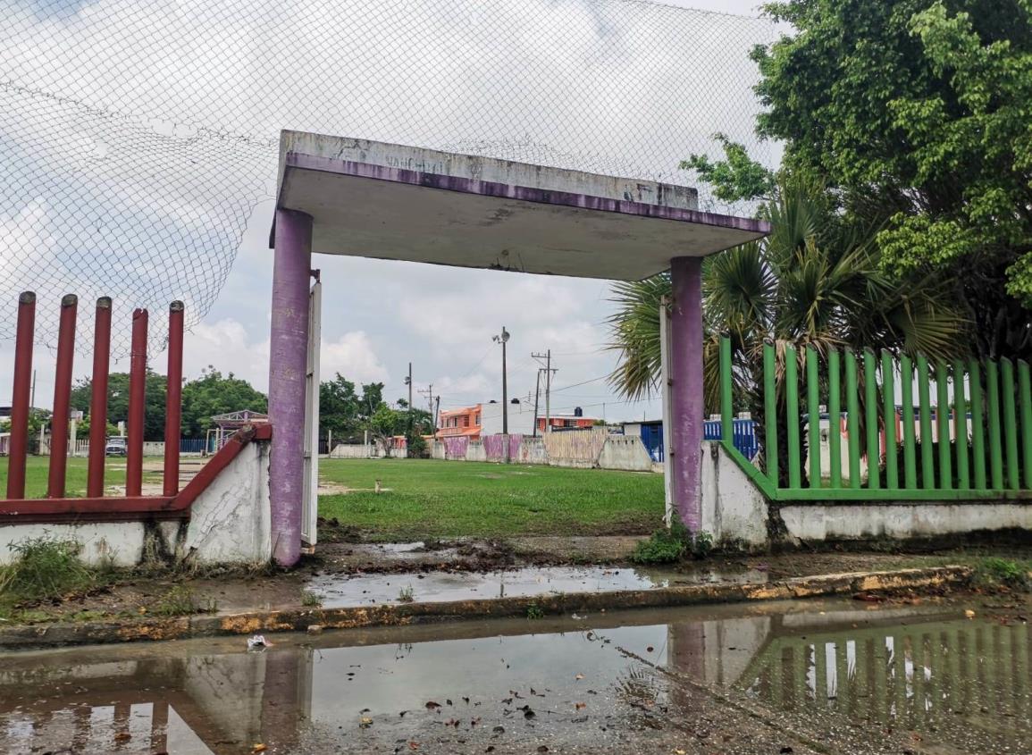 Roban portería en unidad deportiva de Nanchital(+Video)