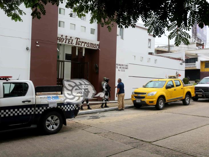 Liberan a par de hombres levantados en hotel en Coatzacoalcos (Video)