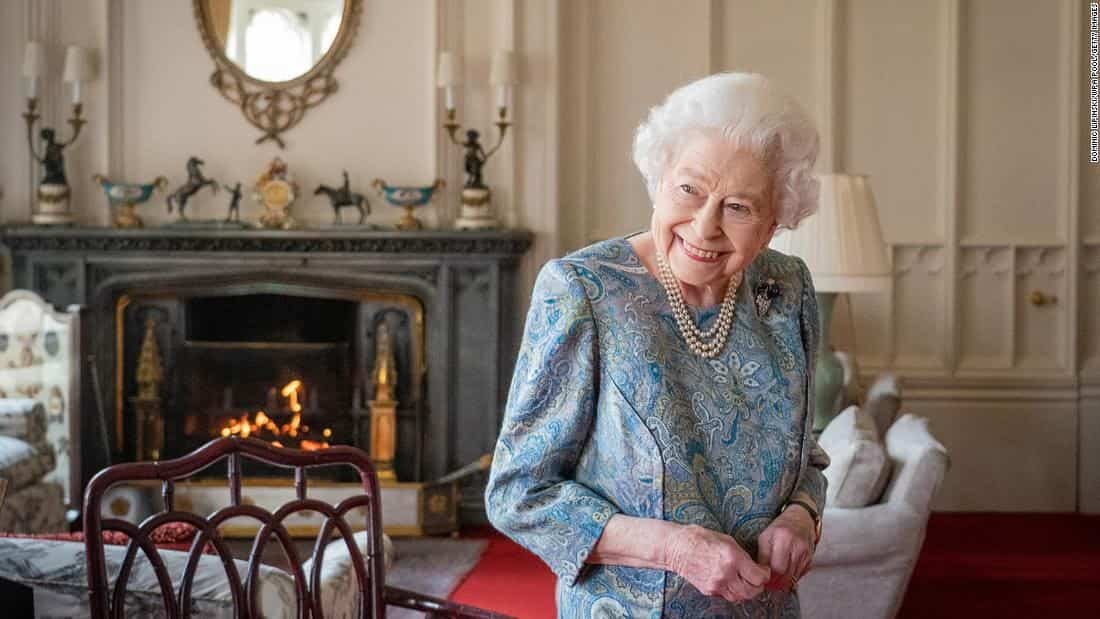 Ataúd con restos de la Reina Isabel II reposará 24 horas en la catedral de St. Giles