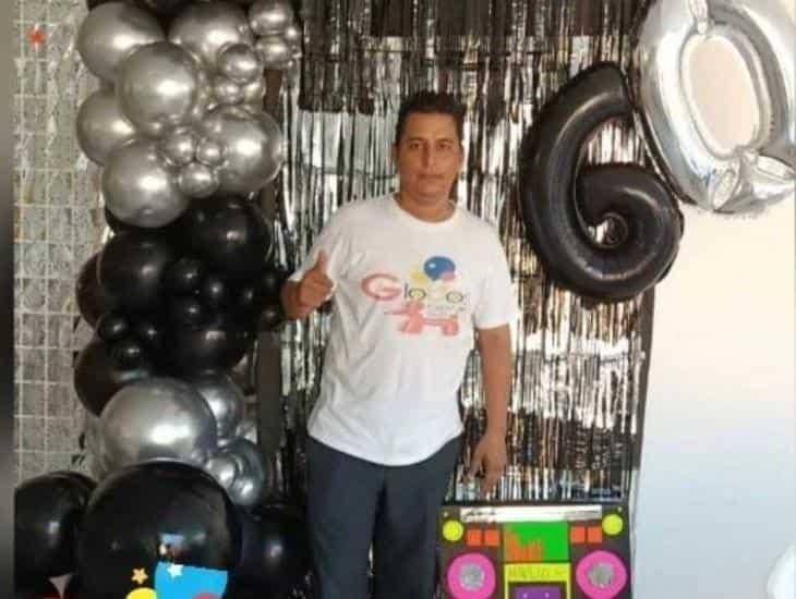 En Confianza: César Mejía, experto decorador en globoflexia