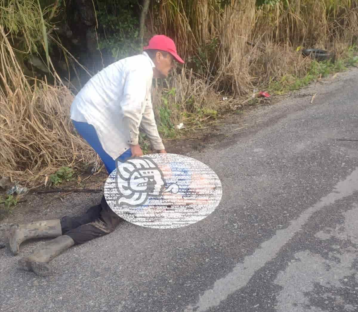 Chocan motocicletas en la Amatlán-Peñuela; hay 2 lesionados